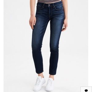 American Eagle Stretch Tomgirl Jeans Size 6